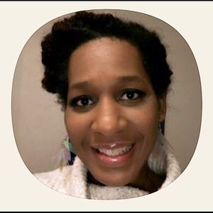 Meet your Posher, Carletta